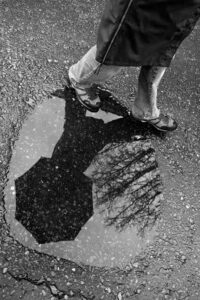 Lire la suite à propos de l’article L&rsquo;exposition « PLUIES » est visible à la Maison des Associations de Cachan